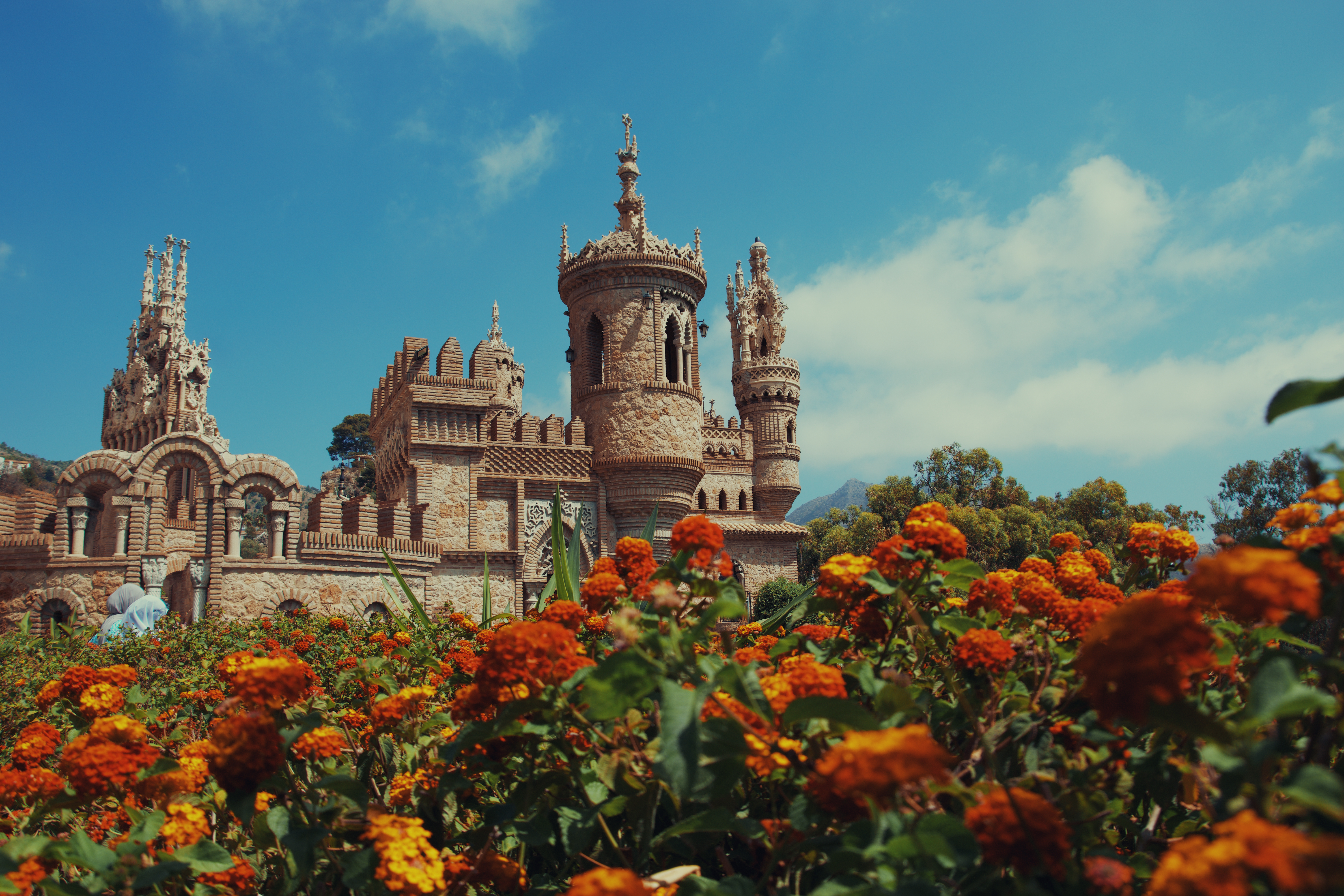Urbain Castel Calamares